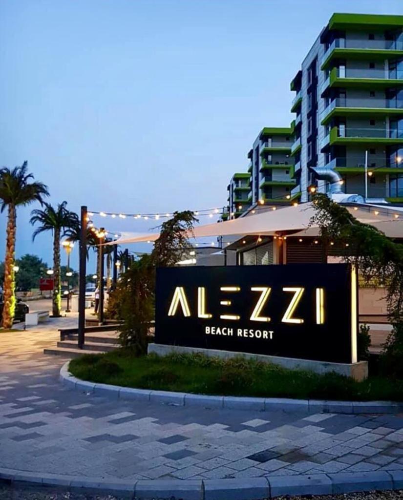 Alezzi Beach Resort Nautica Năvodari Esterno foto